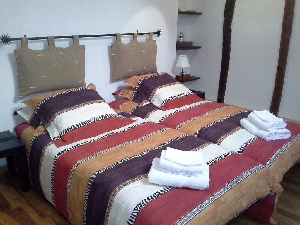 Maison D'Hotes Brameloup Jardin Ovale Coudures Habitación foto
